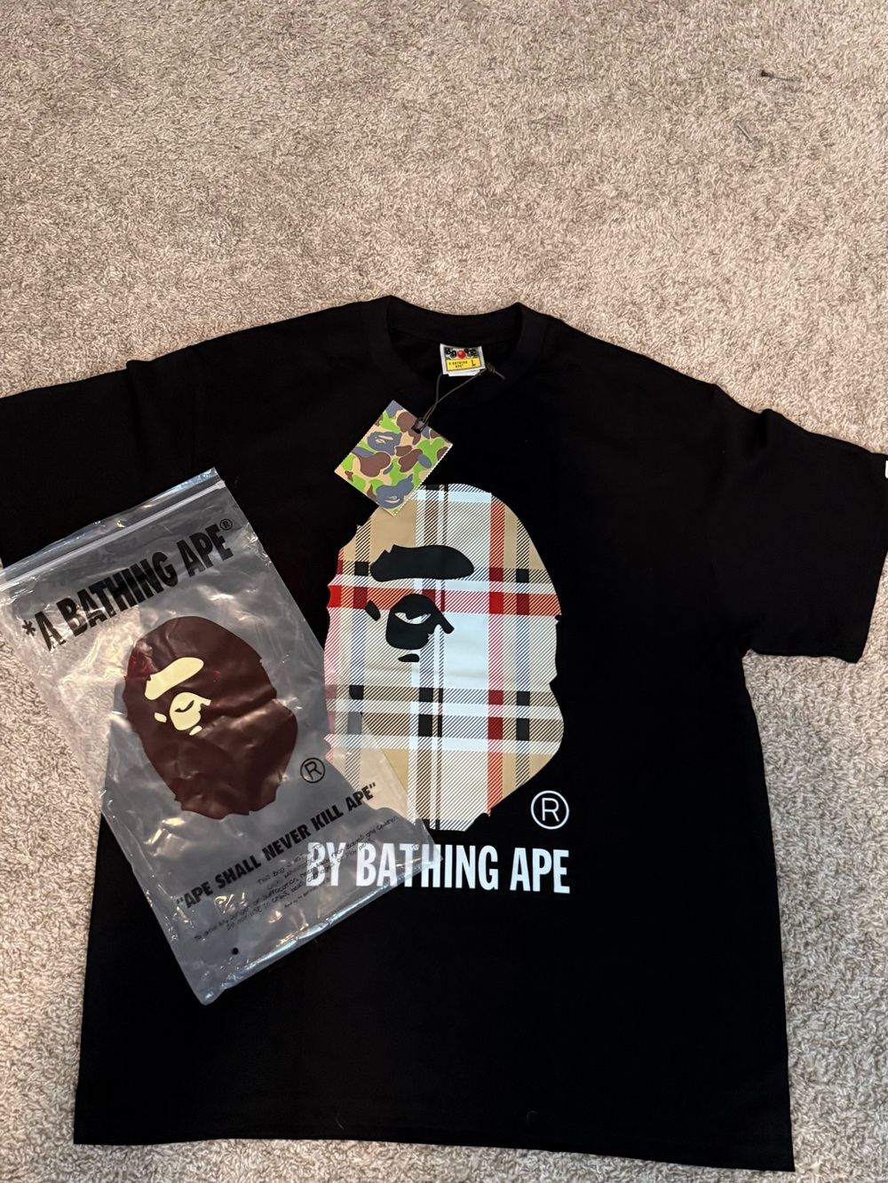 Bape Black Tee burberry